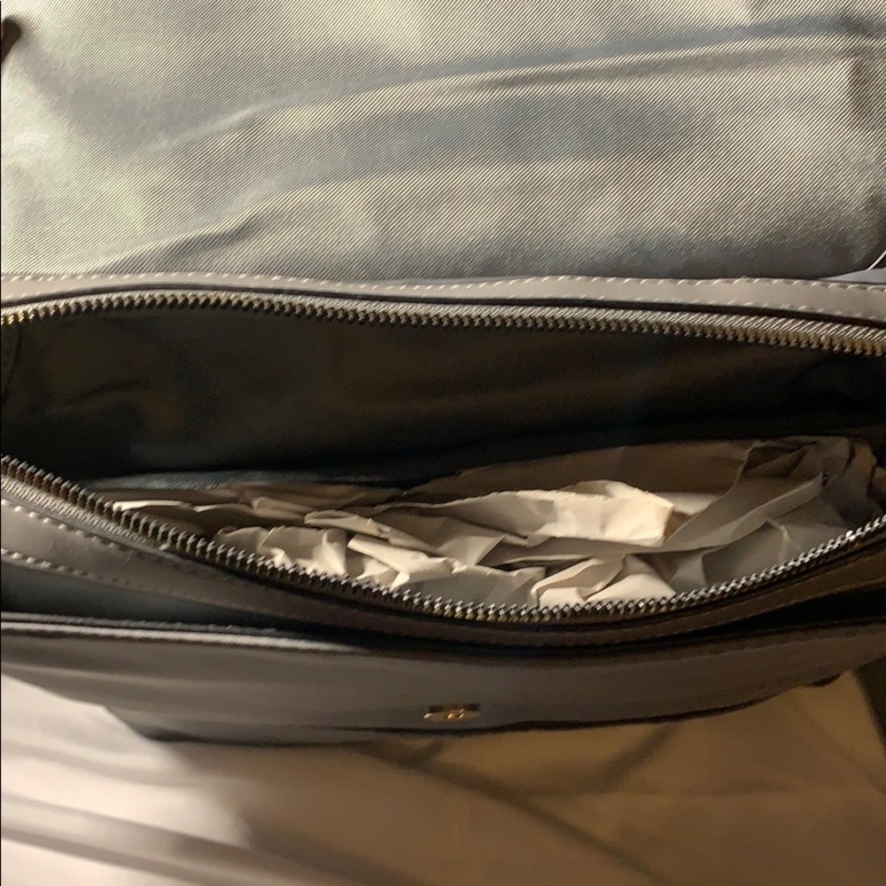 Backpack - Picture 6 of 9